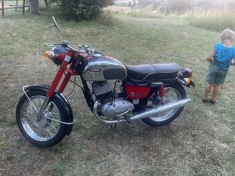 Jawa 350 californian