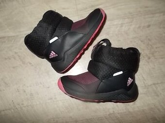 NÁDHERNÉ BUFÍKY/SNĚHULE ADIDAS 100ŠTAV