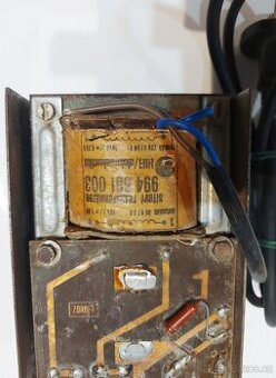 Síťový transformátor s usměrňovačem