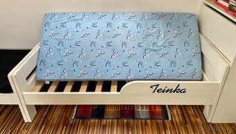 Dětská postýlka z masivu / 160 x 70 cm