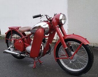 Jawa 250 Pérák, rok 1948, Janeček