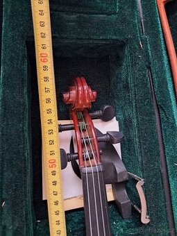 Prodám housle celé