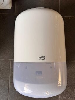 Box na papírové ručníky TORK M2