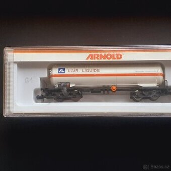 Cisternovy vuz Arnold v meritku N