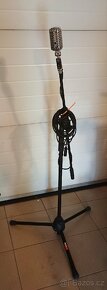Stojan na mikrofon