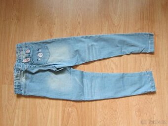 Dívčí rifle vel. 134, strečové, elastické