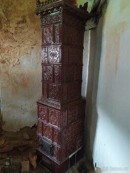 Historické kachlové kamna