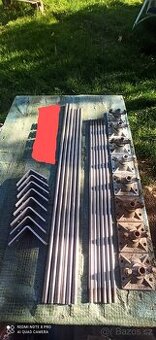 Tyče kruhové nerez, spojovací úhelníky, matice s kalotovžkou