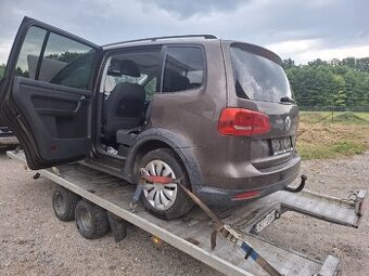 VW Touran Cross 1T3 1.4TSI 103kW CAVC KWB LH8Z náhradní díly