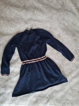 Zimní šatičky 128