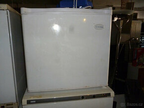 mrazák nord line.obsah 45 l za 1500kč
