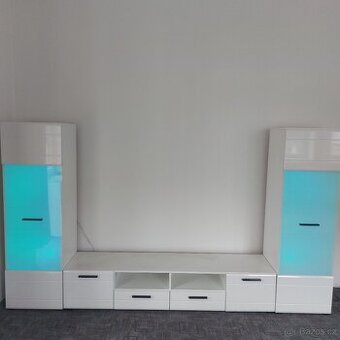 Obývací stěna Mirjan24