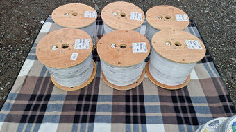 Koaxiální kabel RG59 P59IT77VWRMB1 Tri-Shield