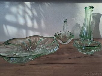 Zelené bublinkové sklo