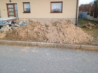 Hlína, zemina, skrývka