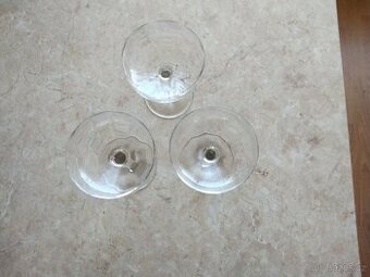 PRODÁM SKLENICE NA APERITIV