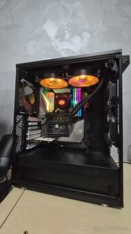 Stolní počítač - Procesor, Deska, Ram, Case