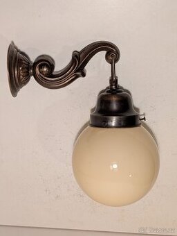 secesní mosazná lampa, lampička , krémové stínidlo