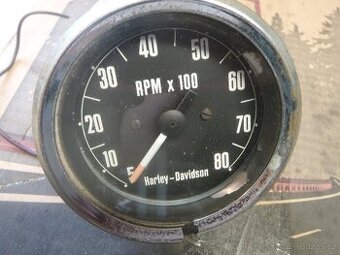otáčkoměr Harley-Davidson