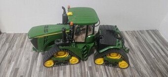 Bruder pásový traktor John Deere 9620RX