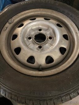 Plechové disky 13” 4x100 a letní pneu 165/70/R13
