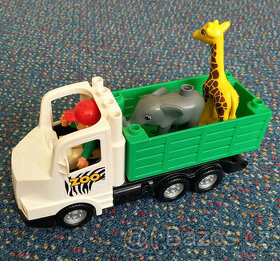 Lego Duplo - Nákladní auto ZOO se zvířaty.