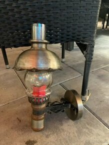 Prodám nástěnnou lampu - 1