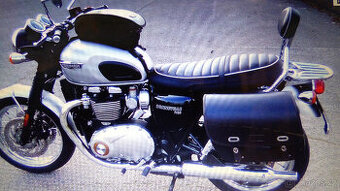 Triumph brasny,tankvak,opěrka