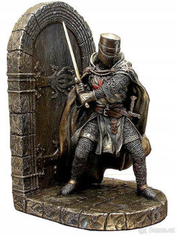 TEMPLÁŘ č. 1 - figurka 19,5 cm ručně malovaná