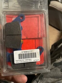 Brzdove desticky brembo 07BB02TT