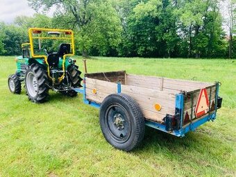 Masivní vlek za traktor, kára na dřevo, univerzální