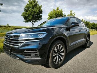 VW Touareg 3.0 TDi 4M VZDUCH,  KŮŽE, Tažné , 12/2020 DPH