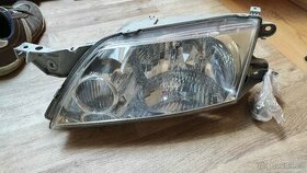 Prodám přední reflektory na Mazdu Premacy facelift