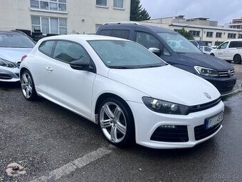 SCIROCCO R, 2.0TSI-195kw,6st.Manuál,Bi-Xen,R19,Kůže,PDC,2010