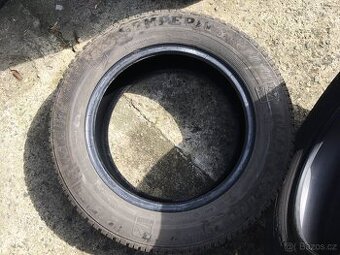 Semperit 215/60R16