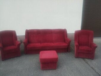 Gauč rozkládací z taburetem a 2 kreslama