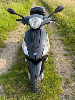 Piaggio Fly 125