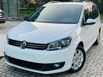 Volkswagen Touran 1.2TSI 77KW MANUÁL SENZORY VÝHŘEV SERVISKA