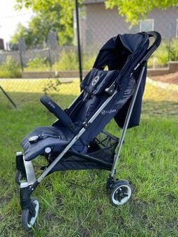 Cybex Callisto lehký golfáč ve skvělém stavu