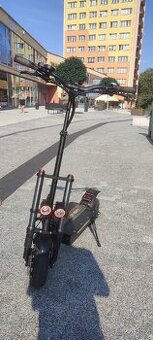 Elektrokoloběžka Boyeda