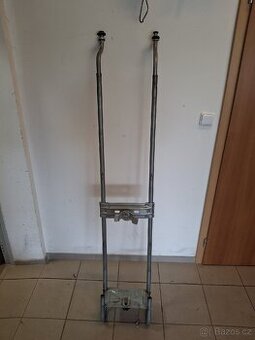 Držák rezervy kola