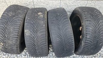 Prodám 4 ks  zimní  pneu MICHELIN  215/55 R16 a plech disky - 1