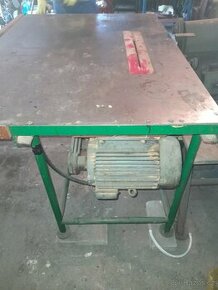 Stolní pila kotoučová