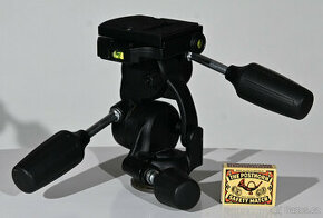 MANFROTTO 808 RC 4. Profesionální hlava. ZDARMA fotoaparát