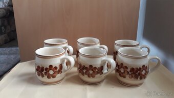 Keramické hrnečky a jiné drobnosti z keramiky