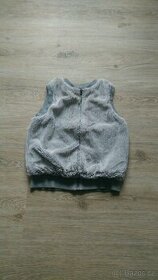 Dívčí vesta vel.134/140 zn.Topolino