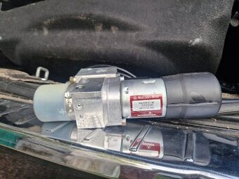 Hydraulické čerpadlo víka kufru Mercedes ML/GL