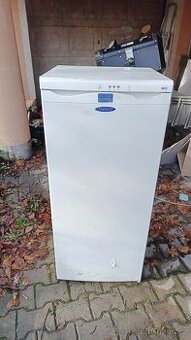 Šuplíkový mrazák