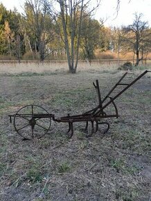 Historické ruchadlo