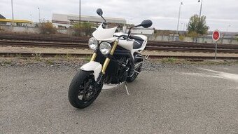 Triumph Speed Triple 1050